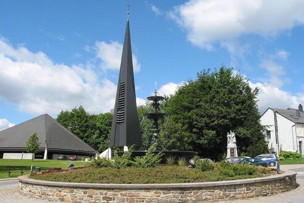Les Maulau'X Villa Sberchamps Exteriör bild