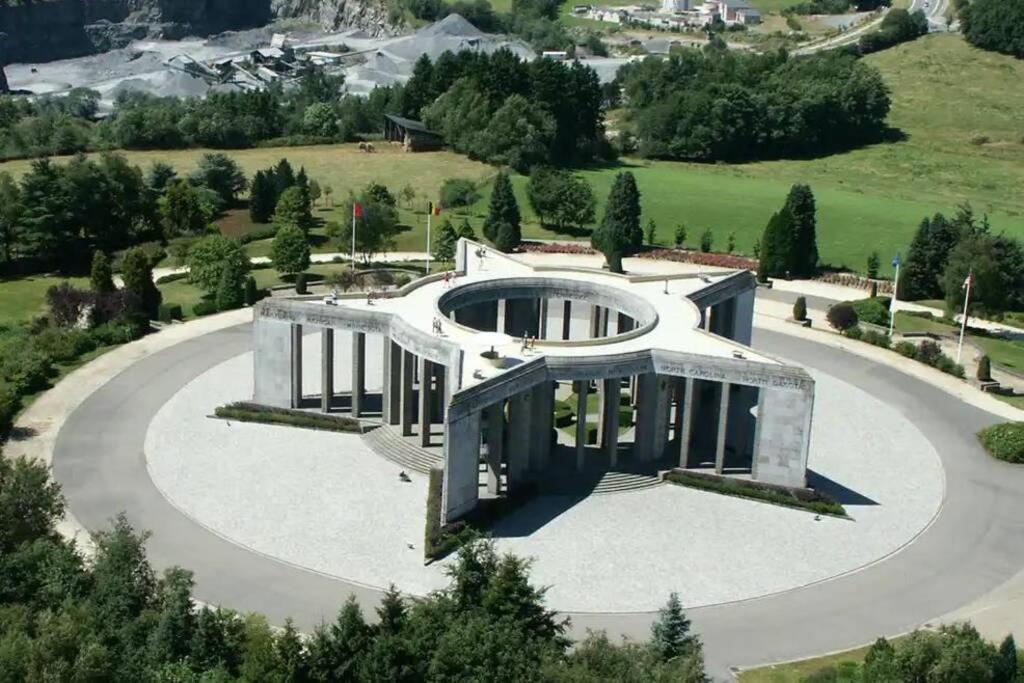 Les Maulau'X Villa Sberchamps Exteriör bild